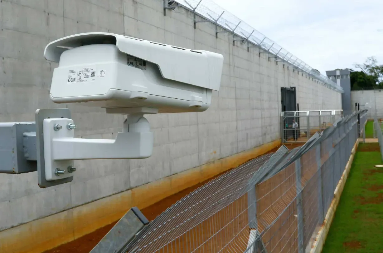 Perimeter Security with Smart Cameras and Intelligent Systems
